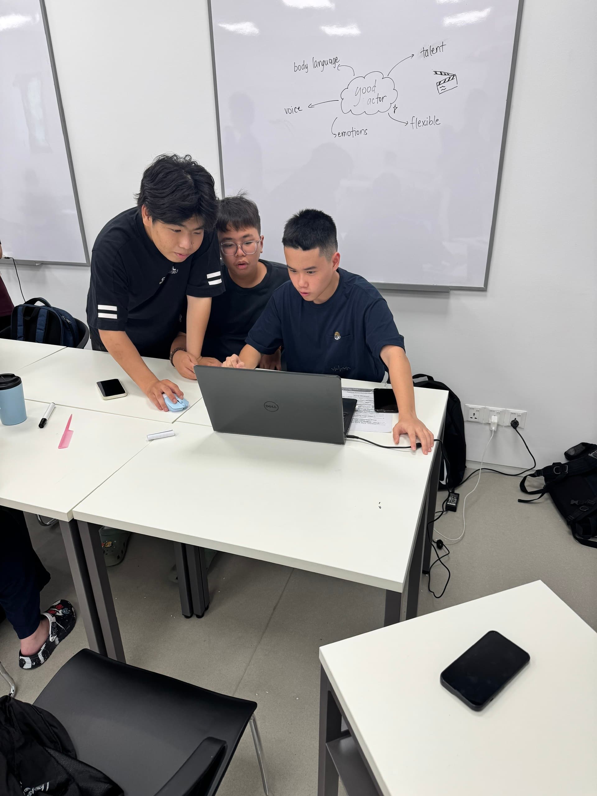 Hình ảnh khóa học Lập trình Máy Tính