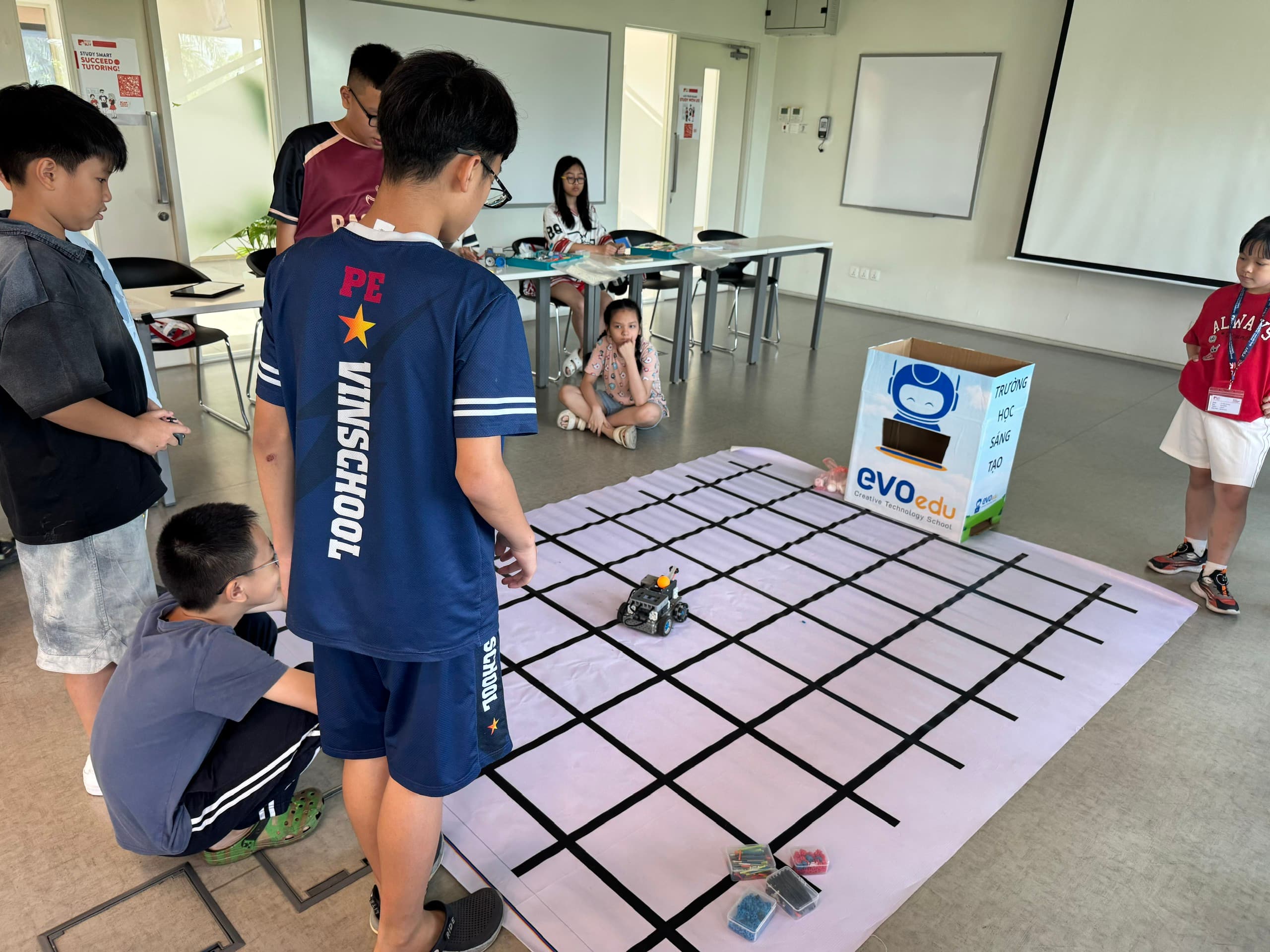 Hình ảnh khóa học Lập trình Robotic
